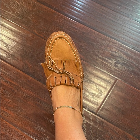 Certo Beverly Hills Brown Leather Loafers with Tassels - Picture 2 of 3